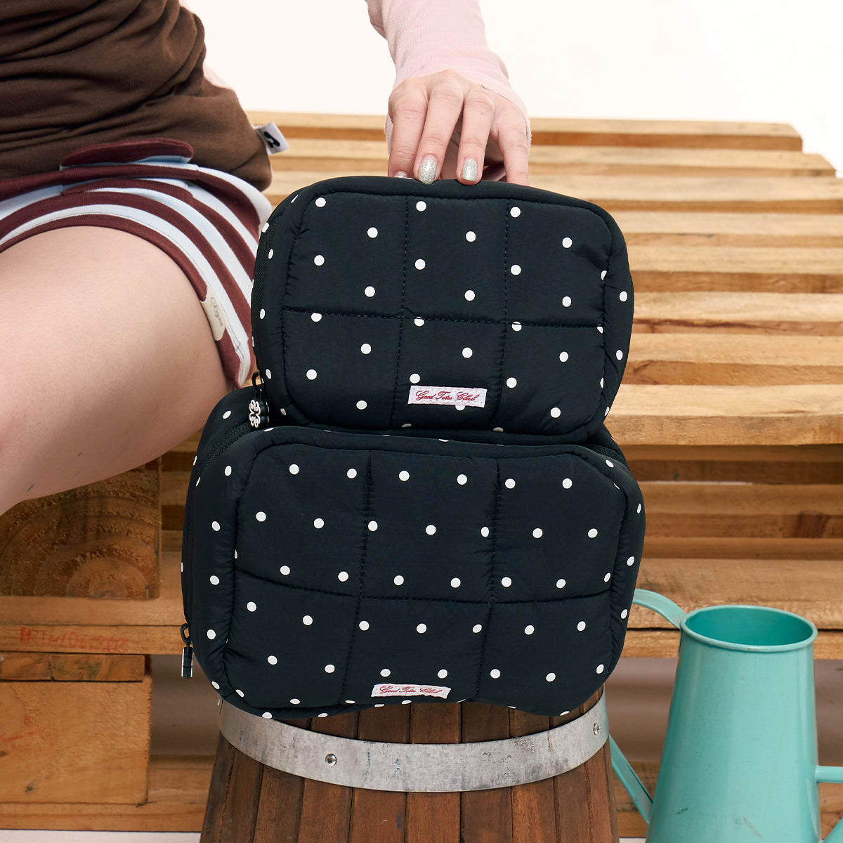 Jumbo Bread Puffer Pouch (Black Polka Dot)