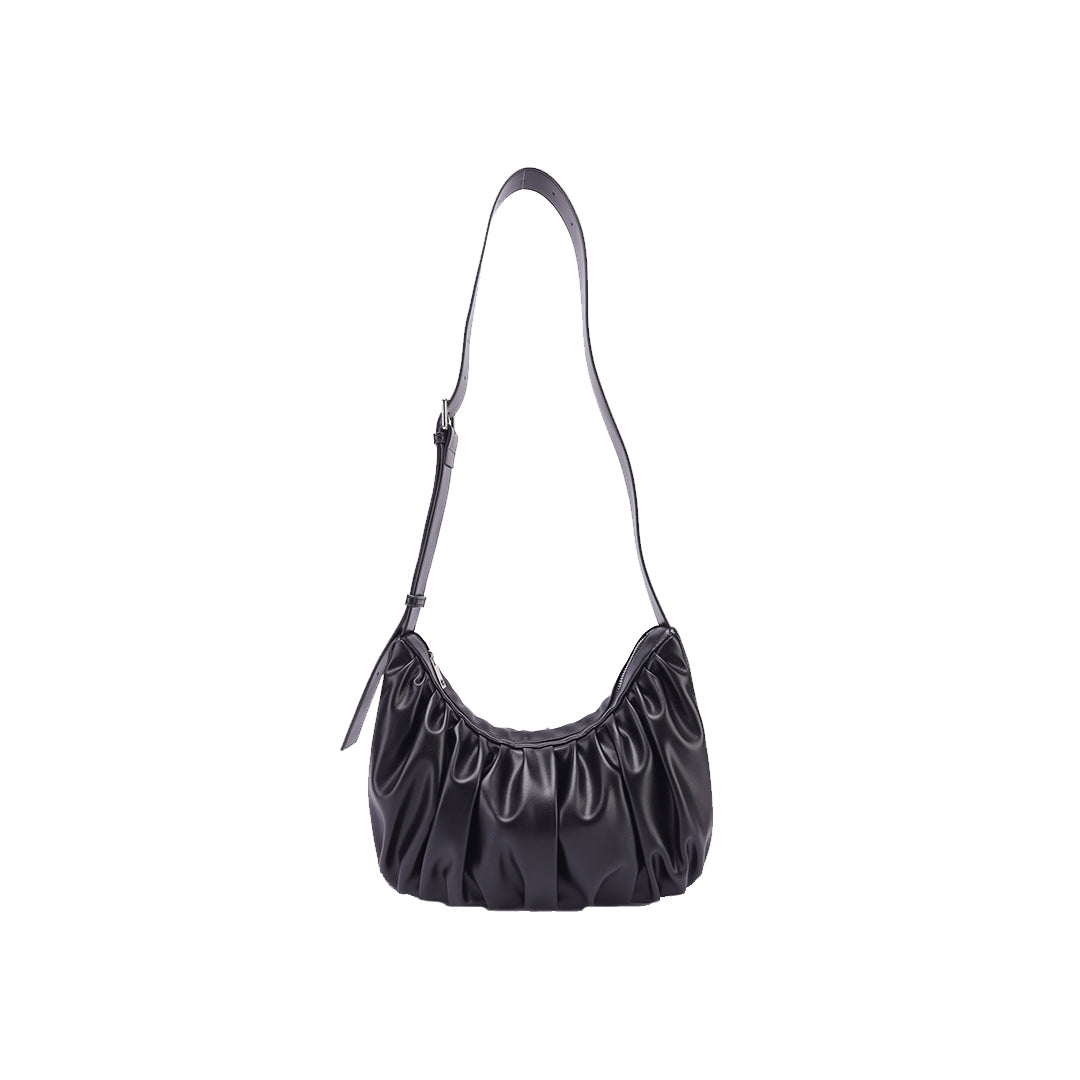 Leather Croissant Sling (Black)
