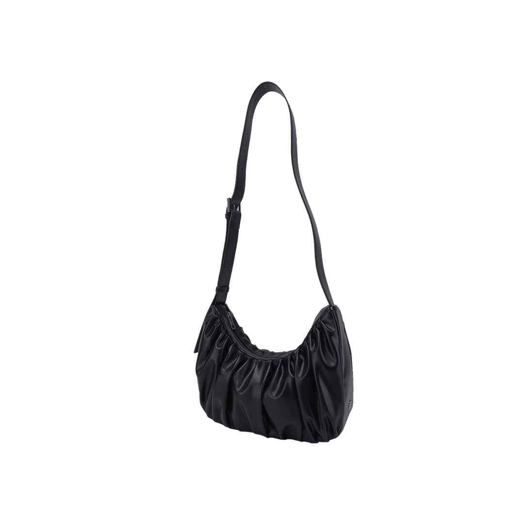 Leather Croissant Sling (Black)