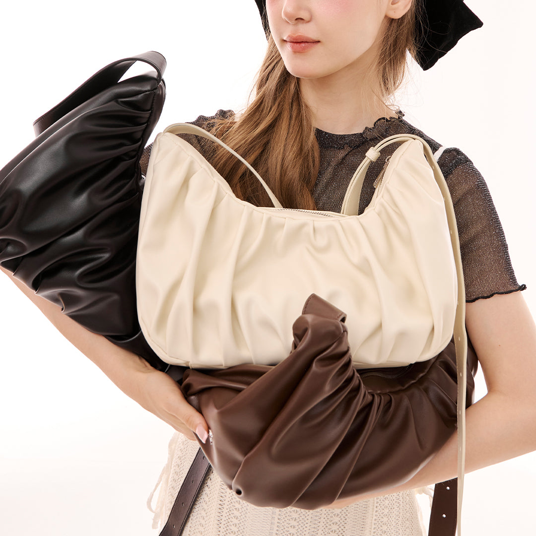 Leather Croissant Sling (Cream)