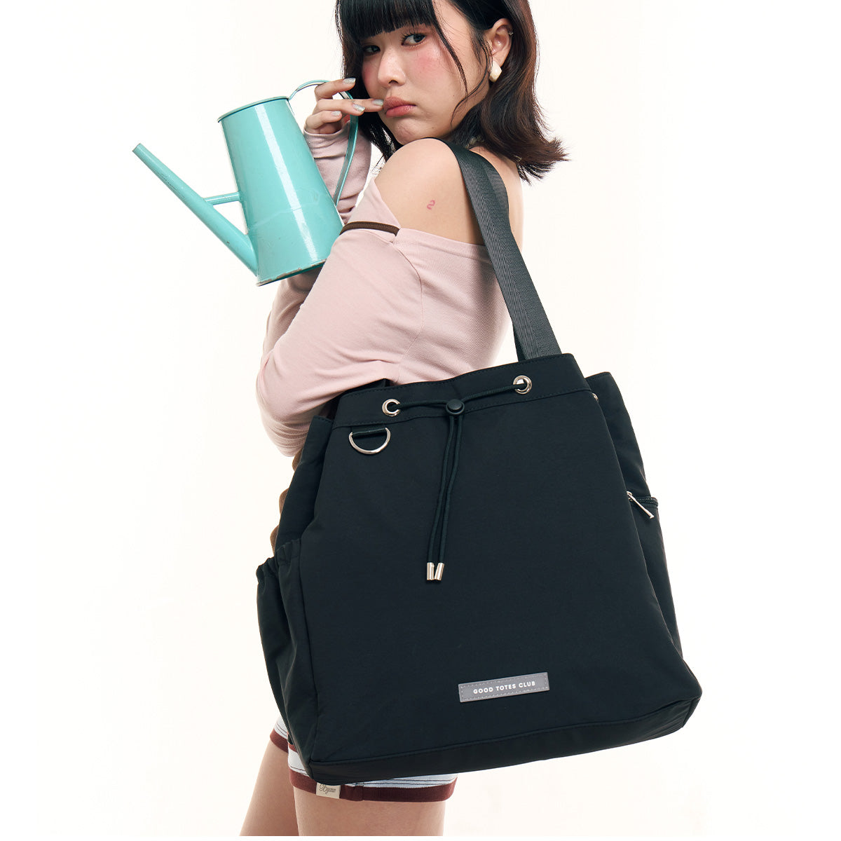 Wander Tote Pack  - Medium (Black)
