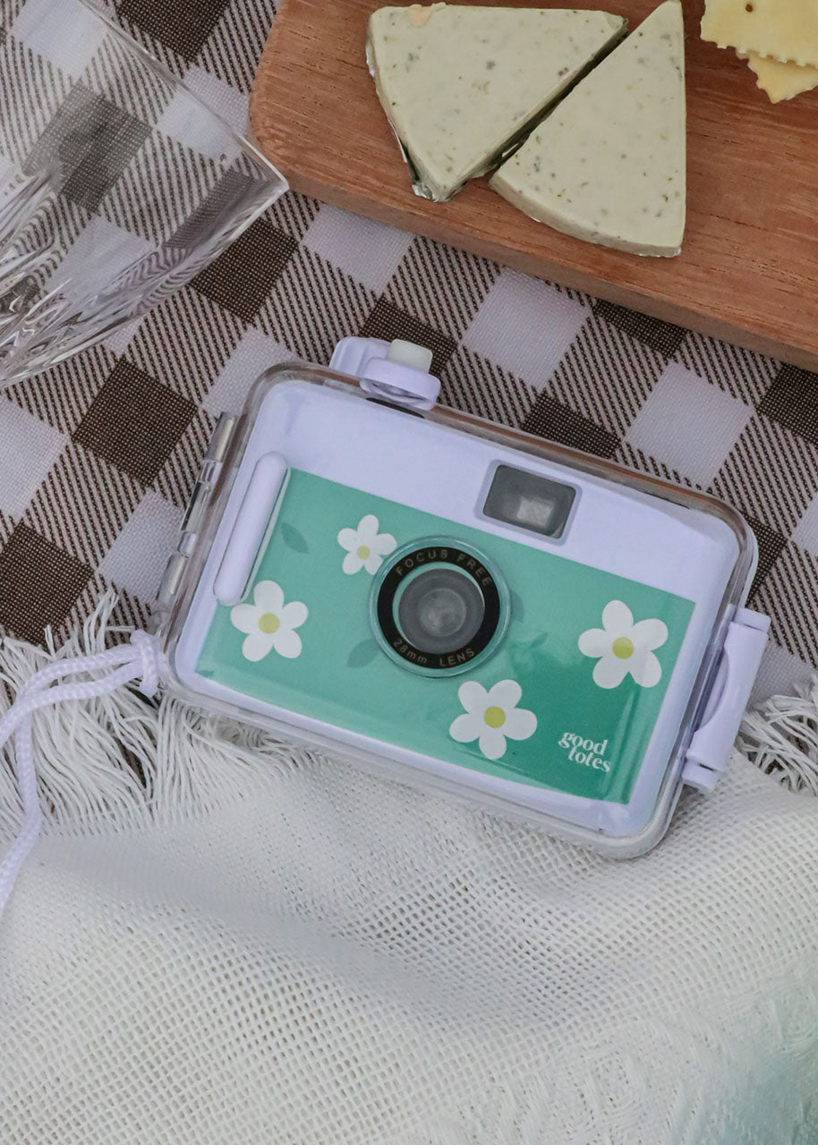 Film Camera (Daisies)