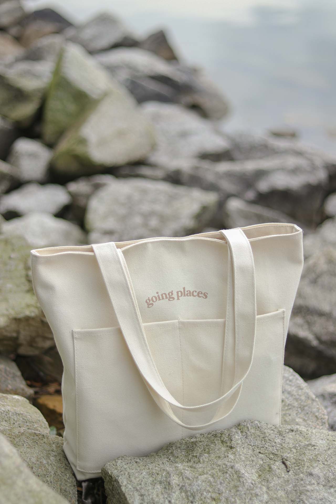 Going Places Tote Cream